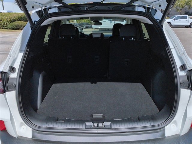 Certified 2025 Ford Escape Platinum w/ Premium Technology Package image 13
