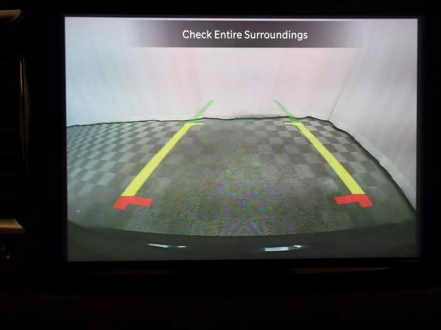 Used 2025 Chrysler Pacifica Select FWD image 10