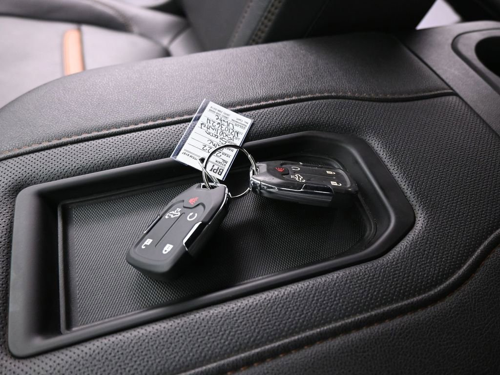 Used 2022 GMC Sierra 1500 AT4 w/ AT4 Premium Package image 19