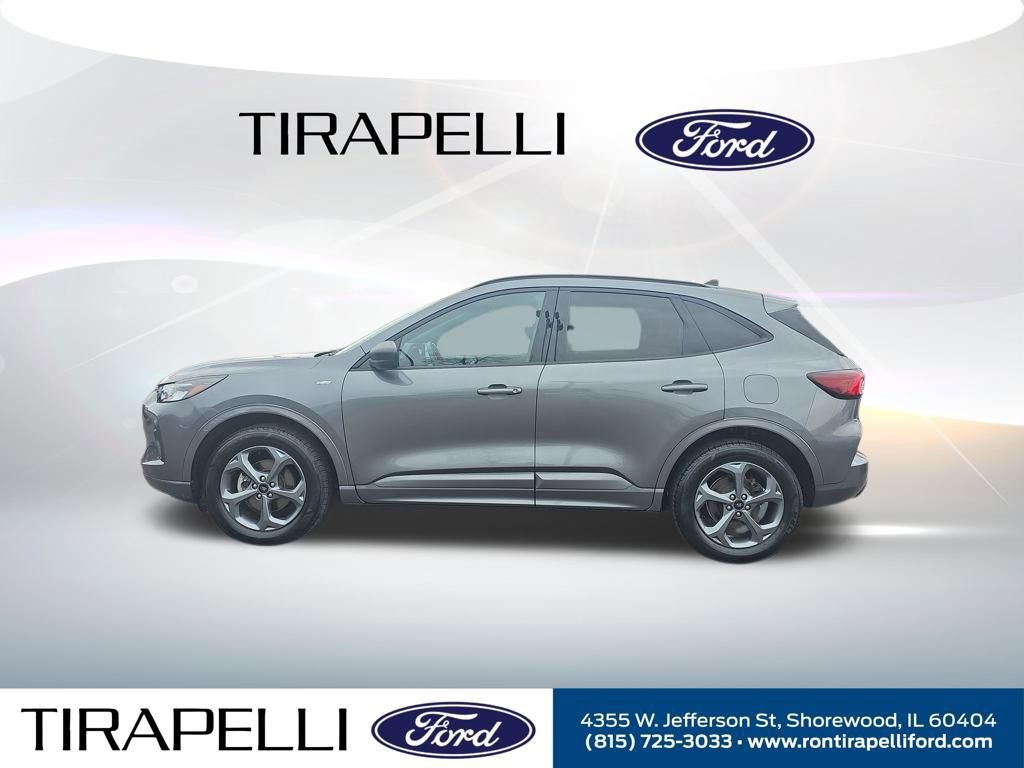 Certified 2023 Ford Escape ST-Line w/ Tech Pack #1 AWD/4WD image 6