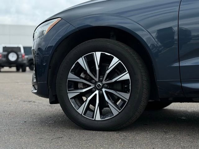 Used 2023 Volvo XC60 B5 Plus AWD/4WD image 47