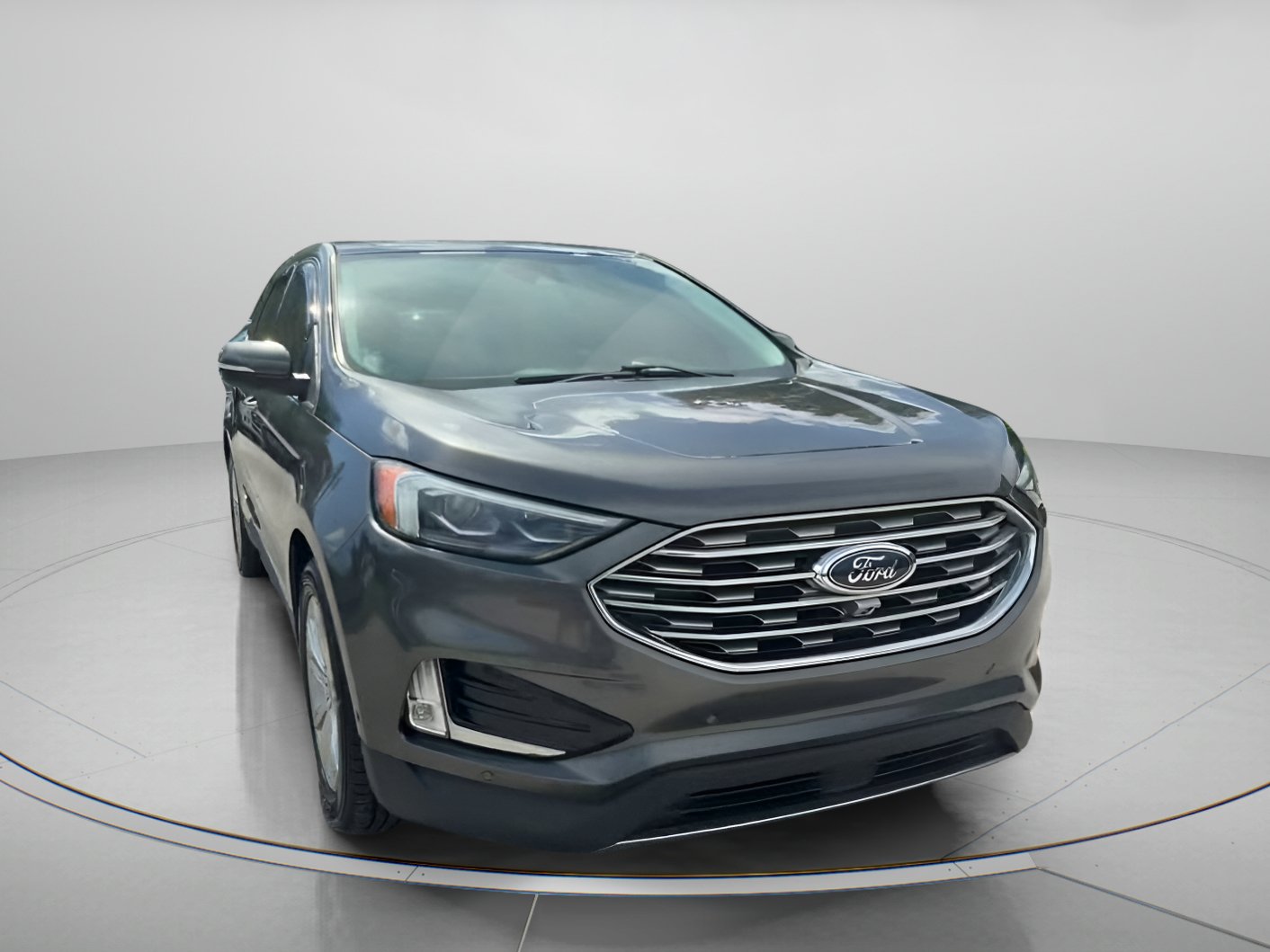 Certified 2019 Ford Edge Titanium w/ Equipment Group 301A FWD image 7