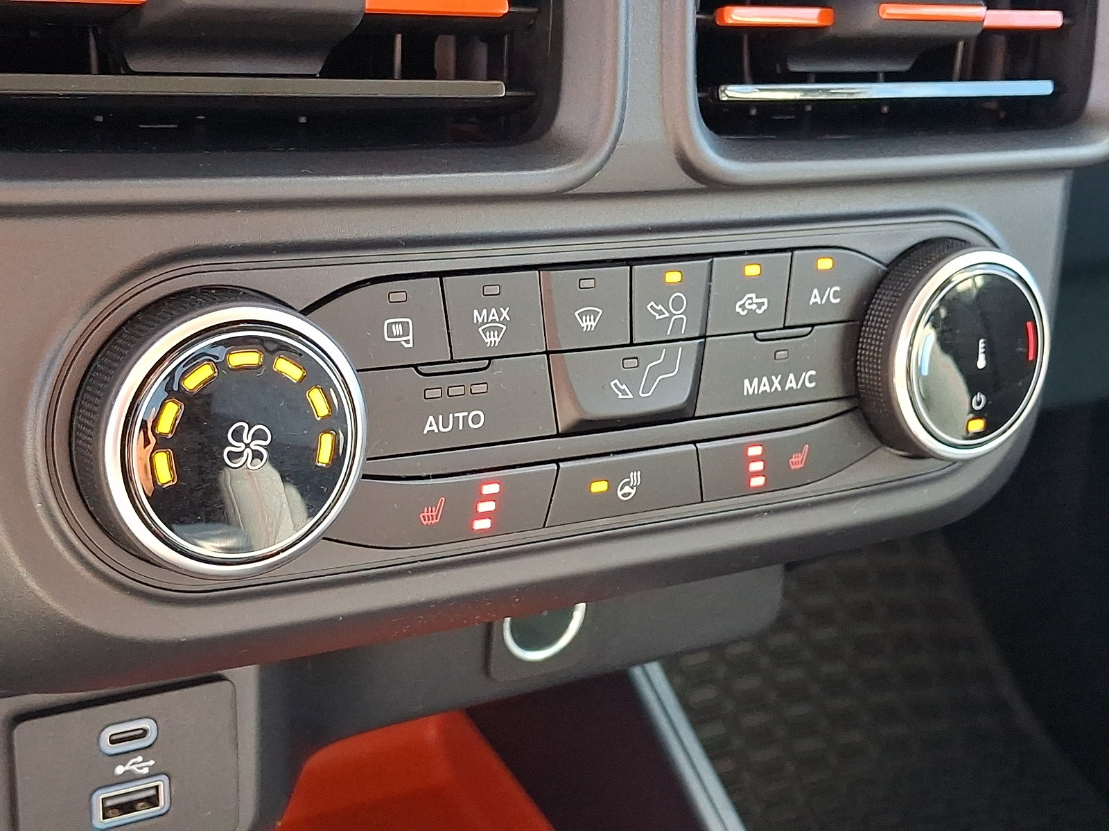 Certified 2024 Ford Maverick XLT w/ XLT Luxury Package FWD image 20