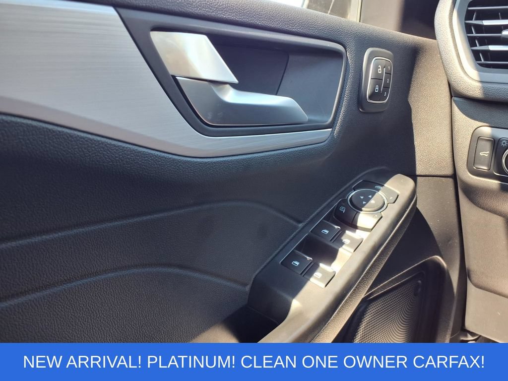 Certified 2023 Ford Escape Platinum AWD/4WD image 20