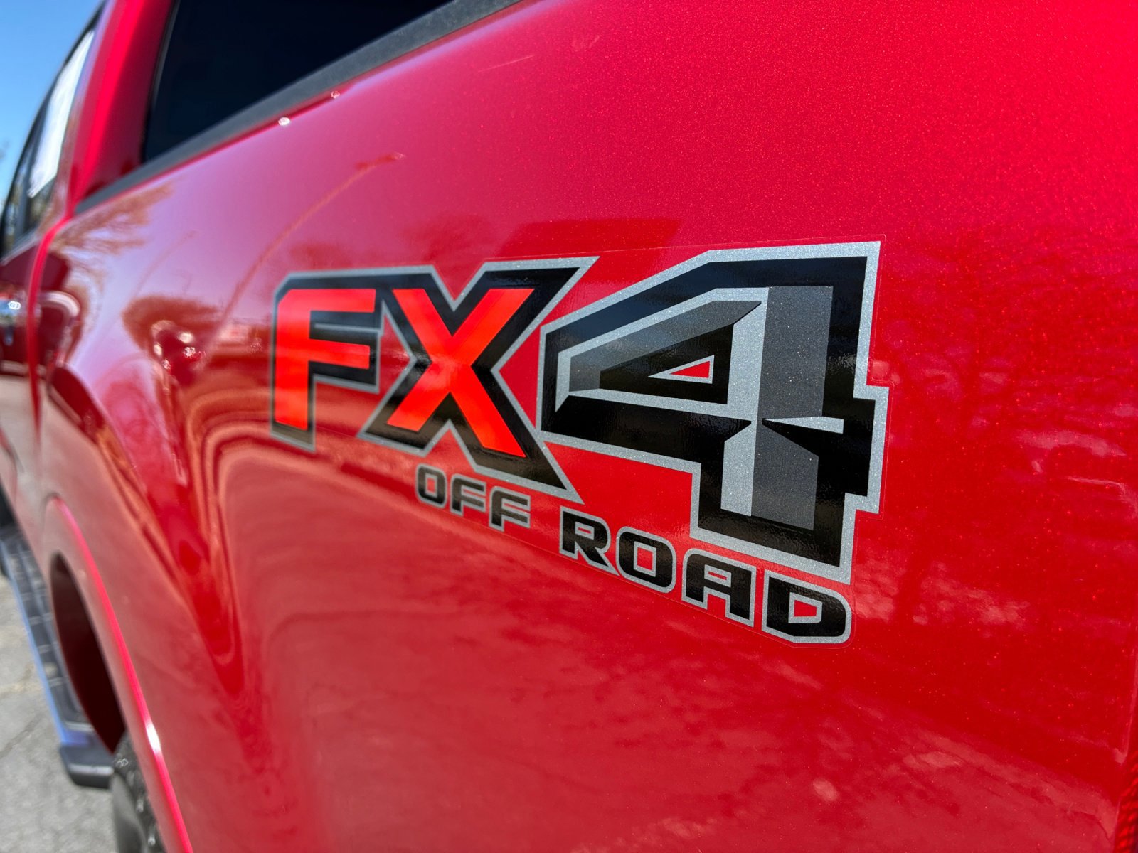 Certified 2020 Ford Ranger Lariat w/ Equipment Group 501A Mid image 24