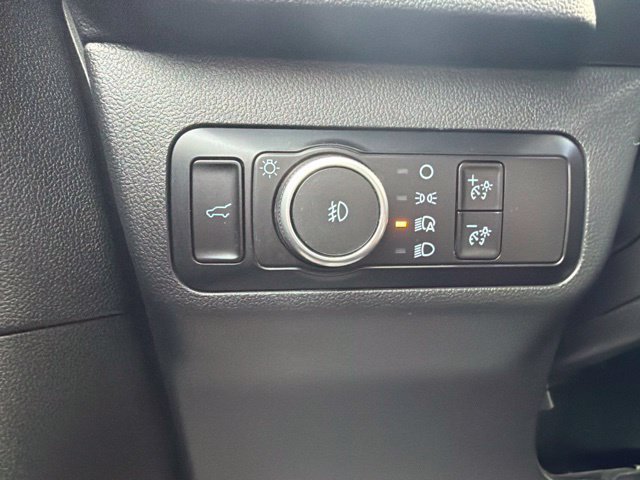 Certified 2025 Ford Escape ST-Line Select AWD/4WD image 16