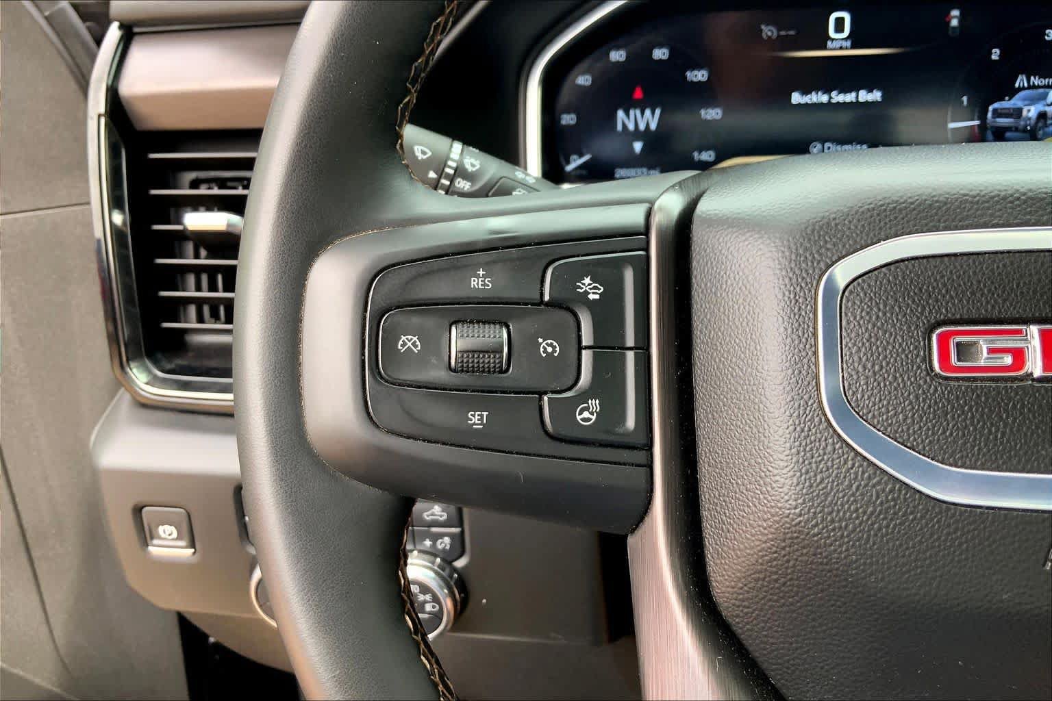 Used 2025 GMC Sierra 2500 AT4 AWD/4WD image 24
