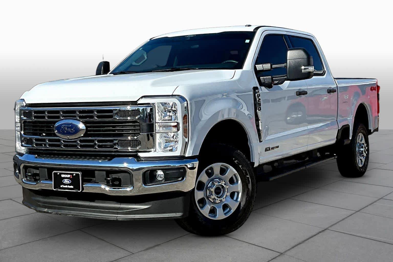 Certified 2024 Ford F250 XLT w/ 360-Degree Camera Package AWD/4WD image 35
