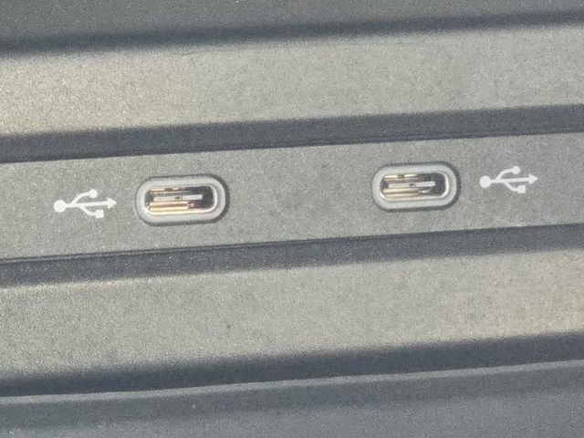 Used 2022 Volkswagen Tiguan SE AWD/4WD image 30