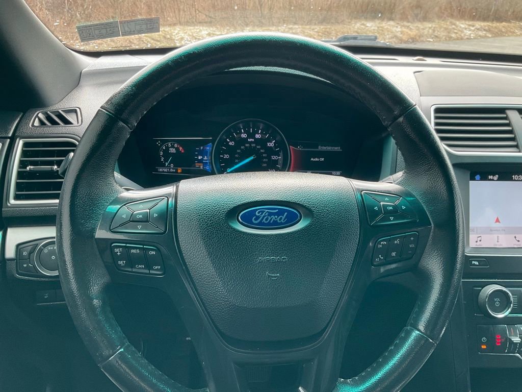 Certified 2017 Ford Explorer XLT w/ Equipment Group 202A image 8