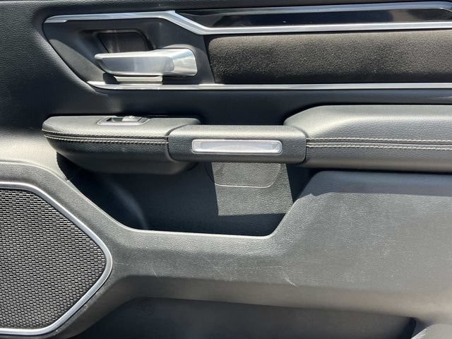 Used 2019 RAM 1500 Laramie w/ Sport Appearance Package AWD/4WD image 25