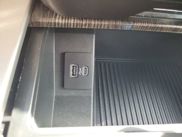 Certified 2021 Ford F450 Lariat w/ FX4 Off-Road Package image 24