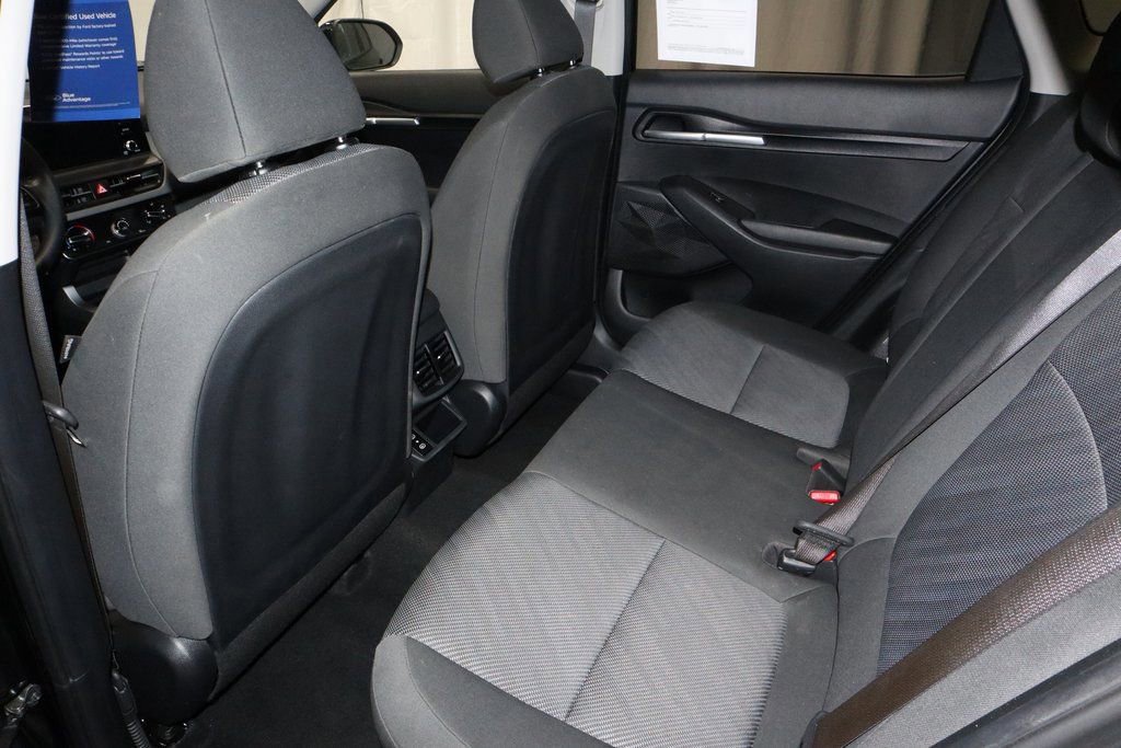 Used 2025 Kia Seltos LX image 20