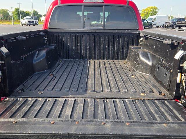 Used 2020 Toyota Tacoma SR AWD/4WD image 14