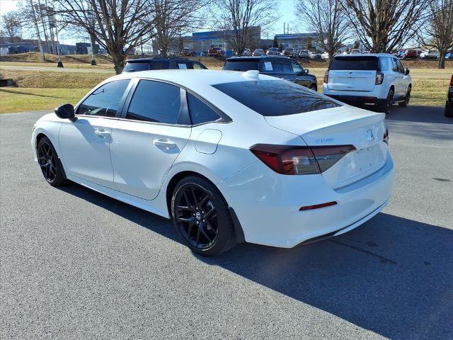 Used 2025 Honda Civic Sport image 4