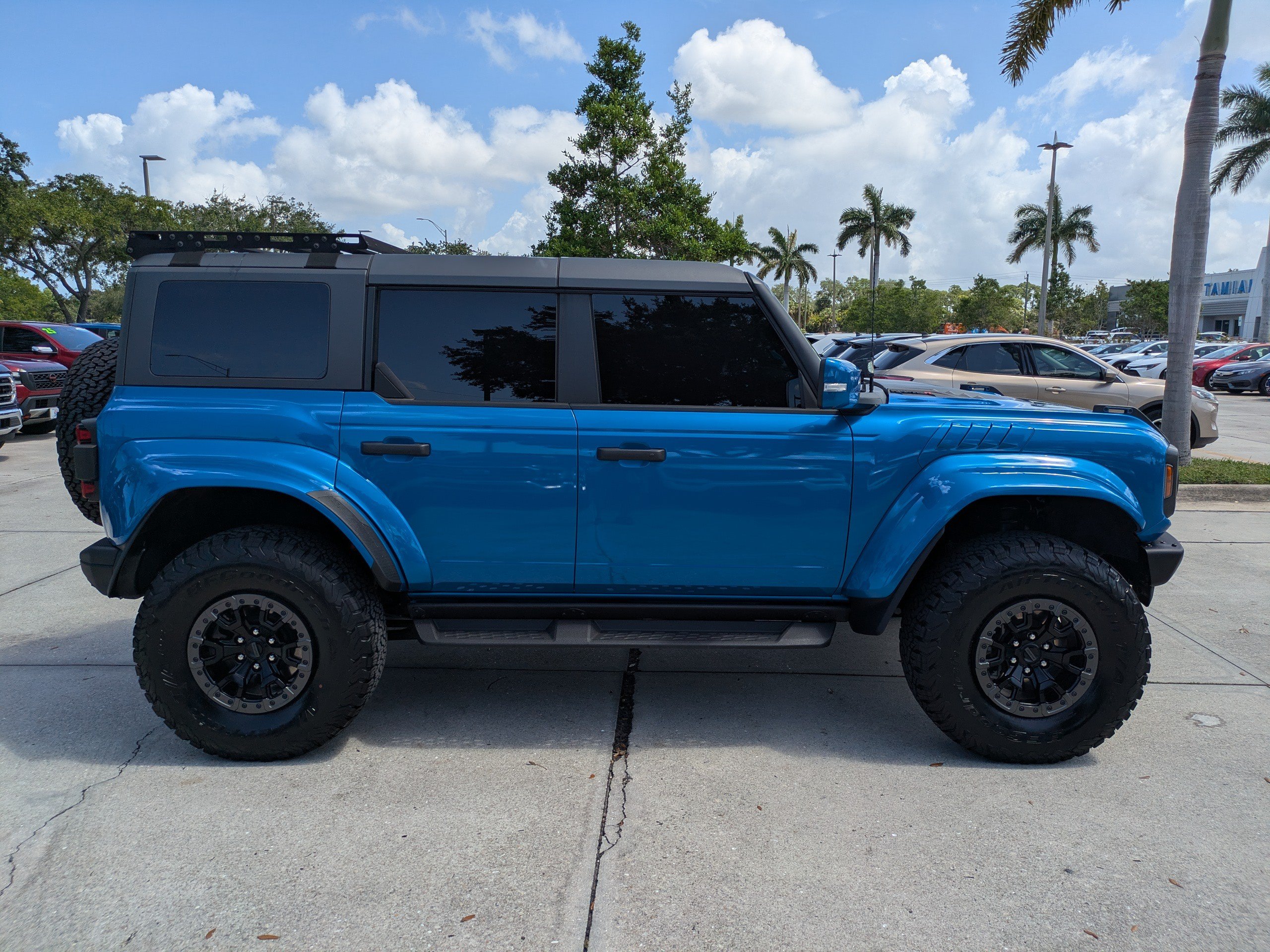 Certified 2024 Ford Bronco Raptor AWD/4WD image 3