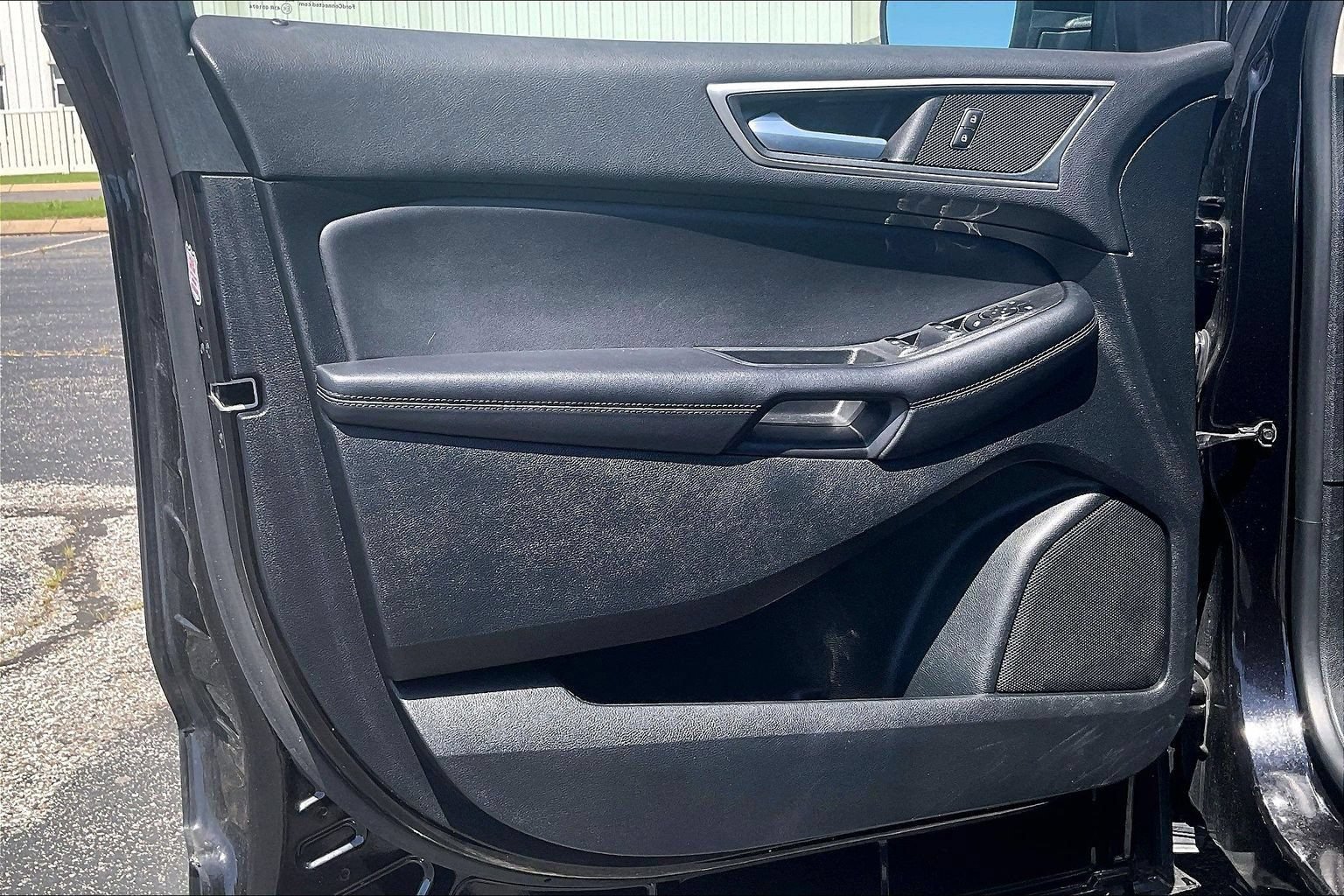 Certified 2024 Ford Edge SEL AWD/4WD image 18