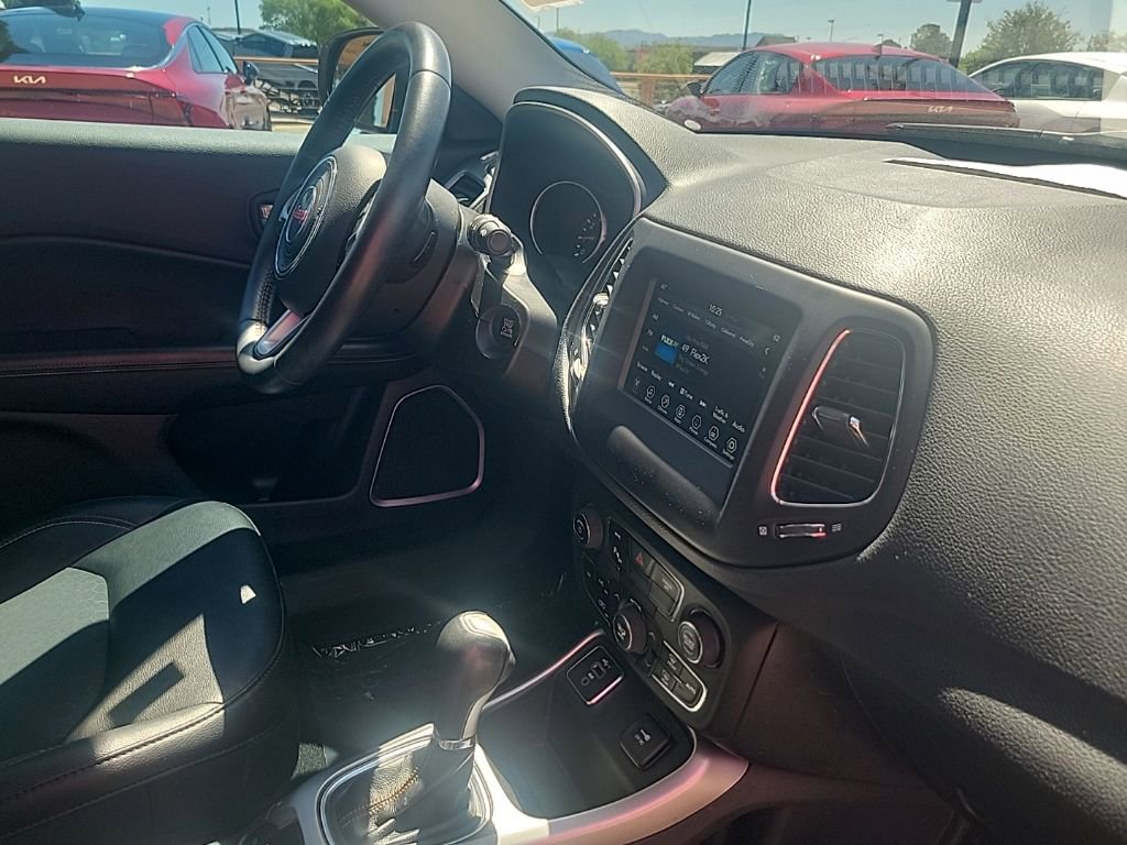 Used 2019 Jeep Compass Latitude w/ Popular Equipment Group FWD image 40