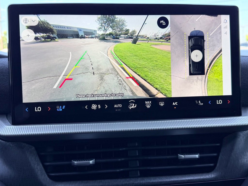 Certified 2025 Ford Explorer Platinum RWD image 34