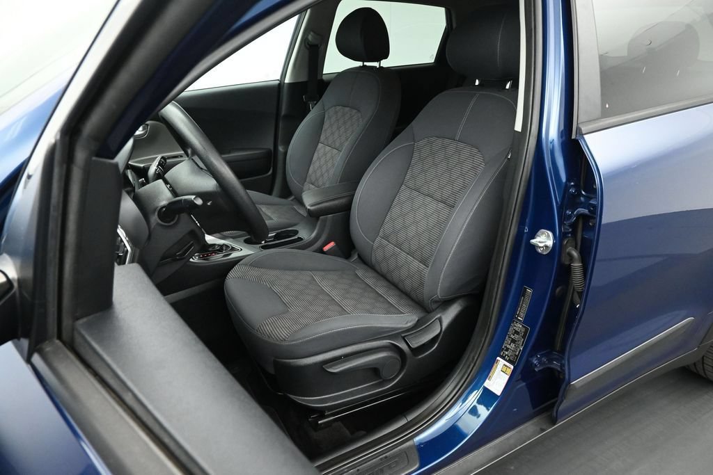 Used 2018 Kia Niro LX FWD image 9