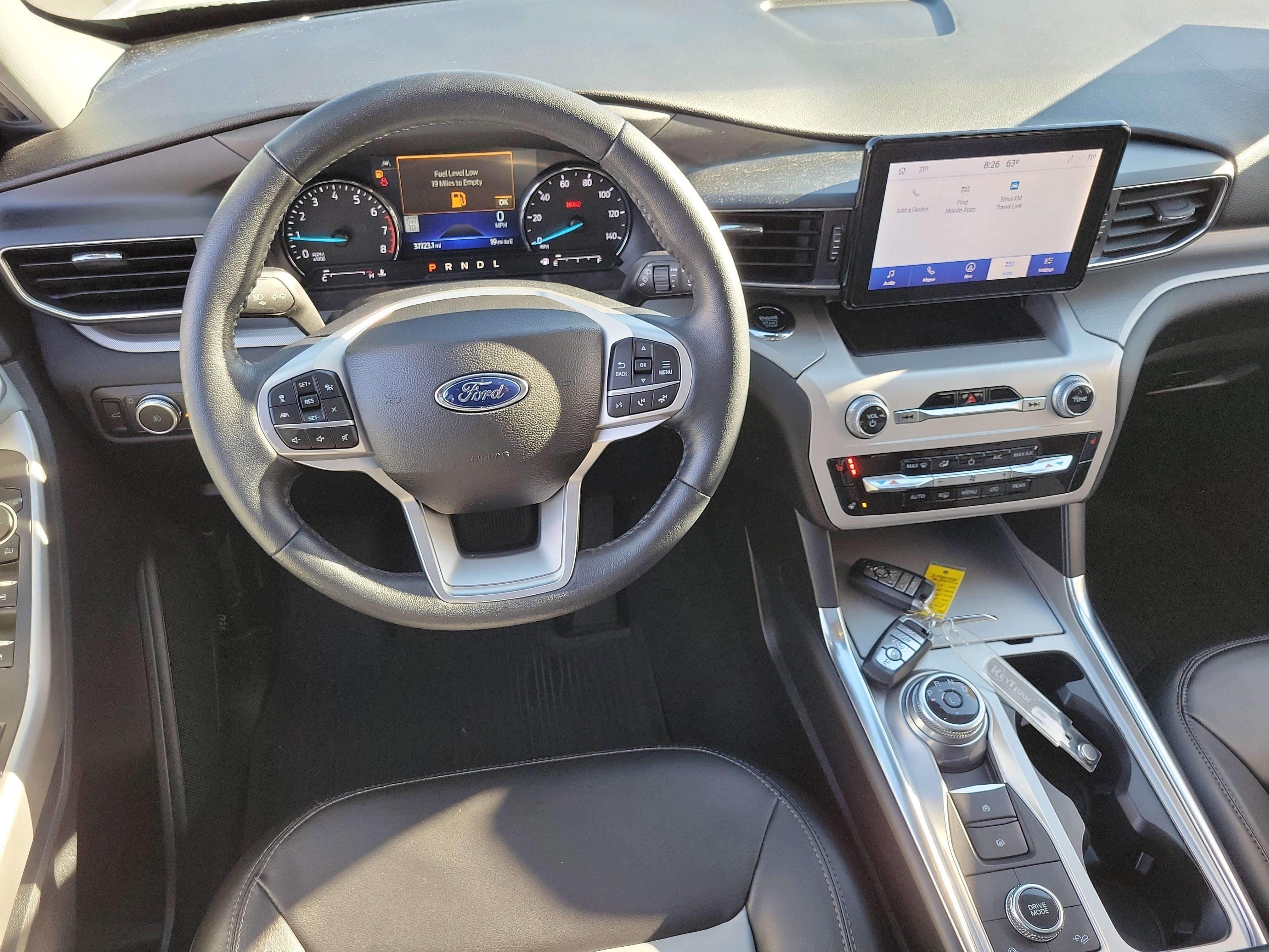 Certified 2022 Ford Explorer XLT w/ Equipment Group 202A image 5