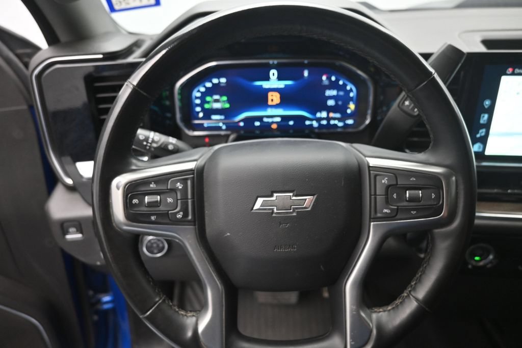 Used 2023 Chevrolet Silverado 1500 LT Trail Boss w/ Protection Package AWD/4WD image 6