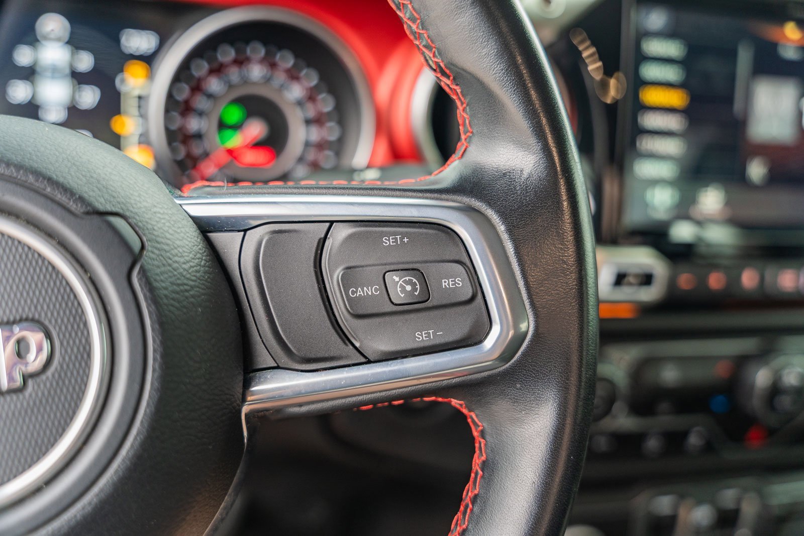 Used 2021 Jeep Gladiator Rubicon w/ Safety Group image 31