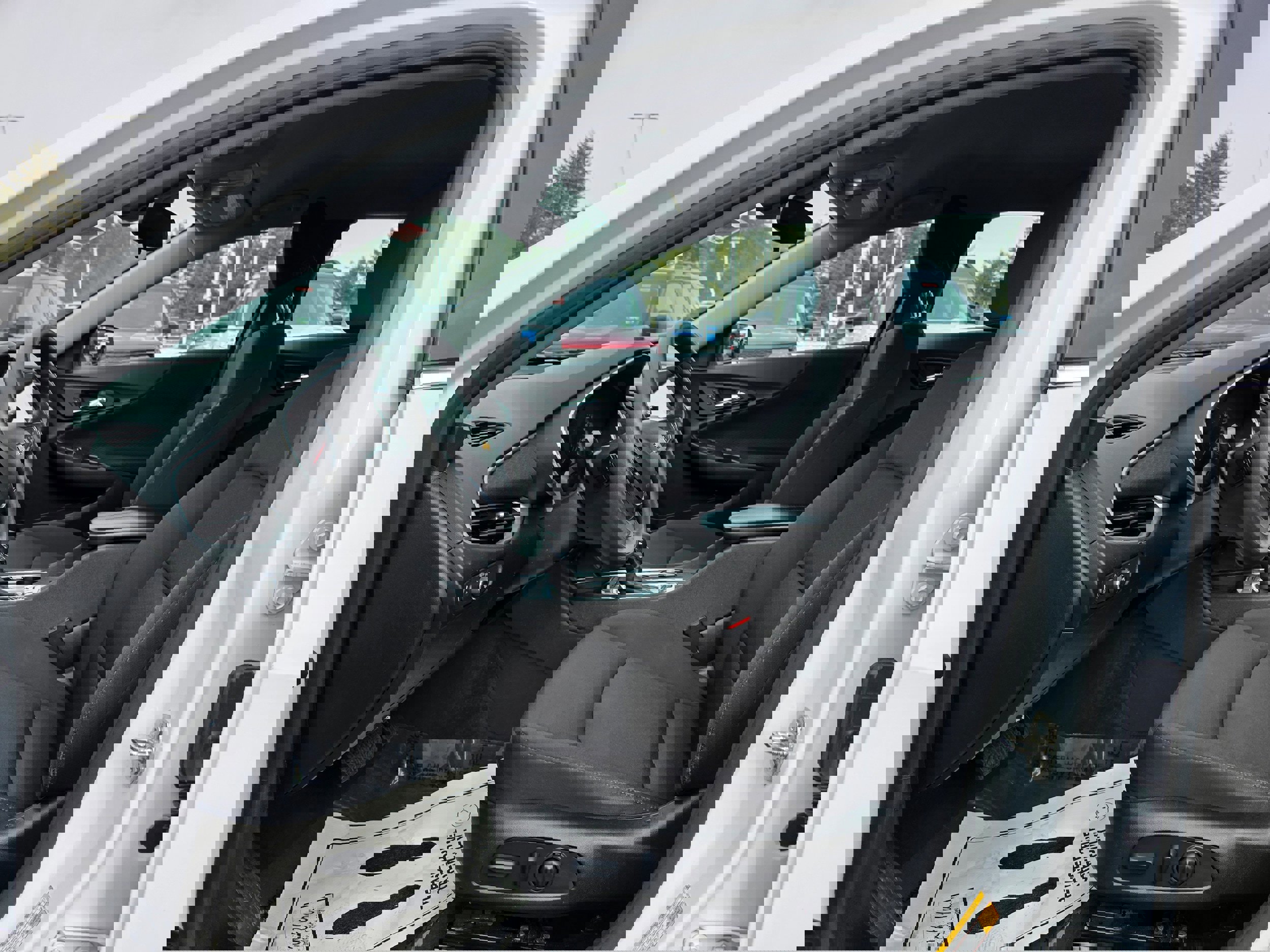 Used 2024 Chevrolet Malibu LT image 20