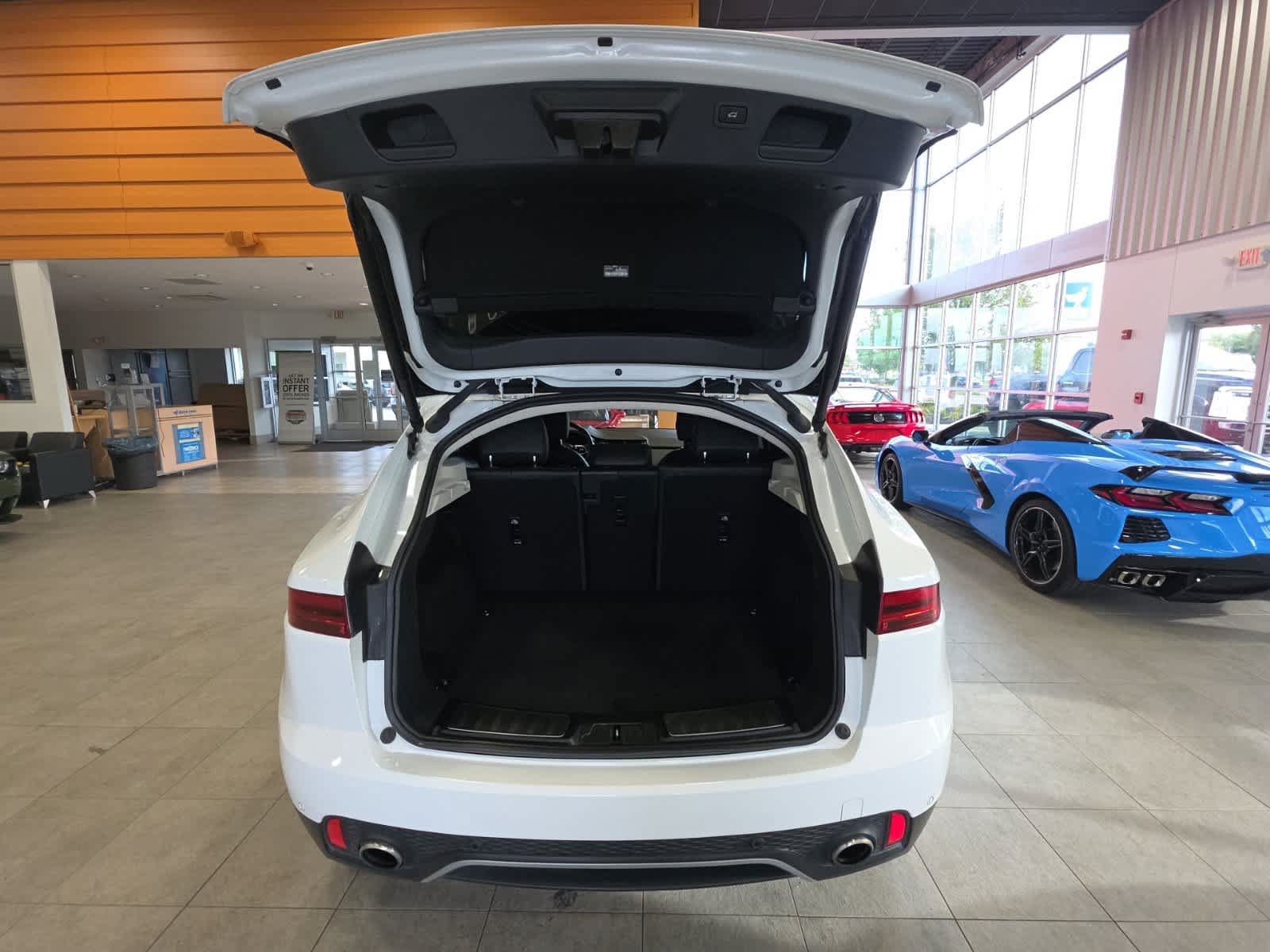 Used 2022 Jaguar E-PACE SE AWD/4WD image 9