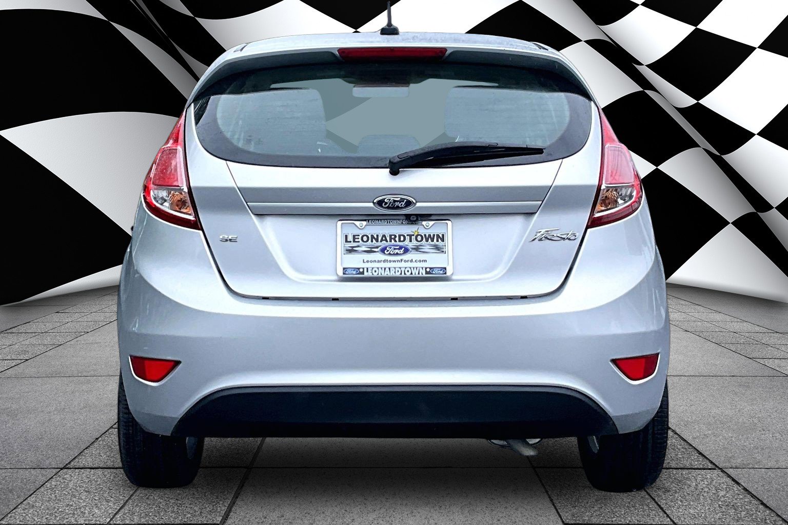 Certified 2018 Ford Fiesta SE FWD image 4