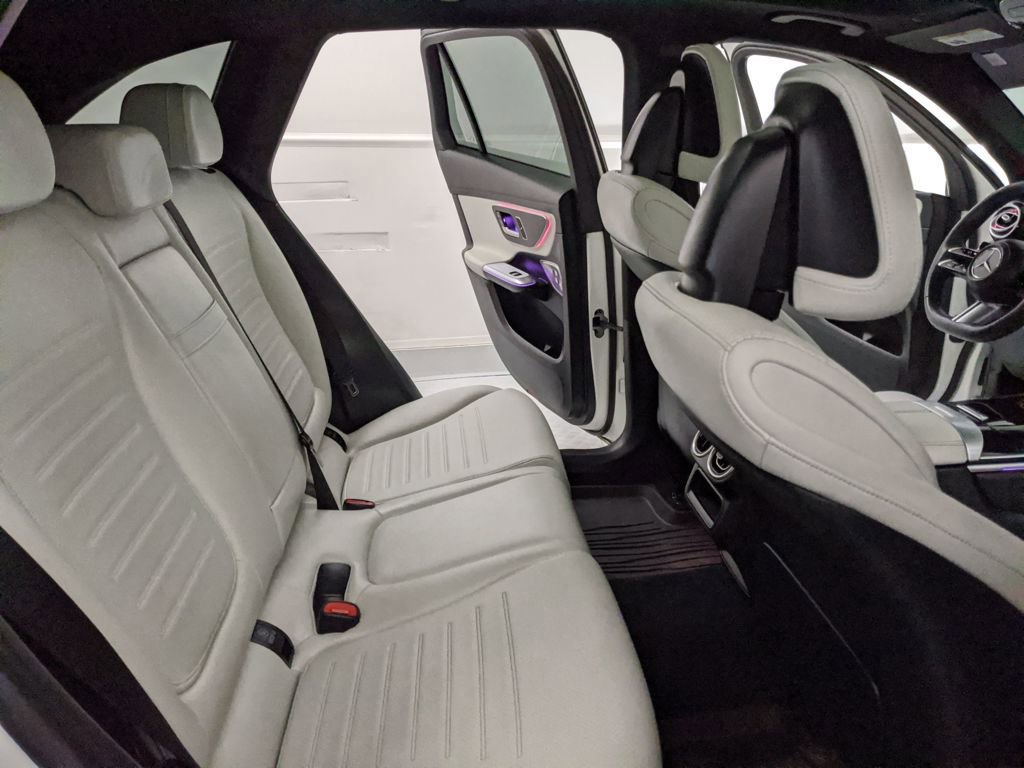 Used 2023 Mercedes-Benz GLC 300 GLC 300 image 18
