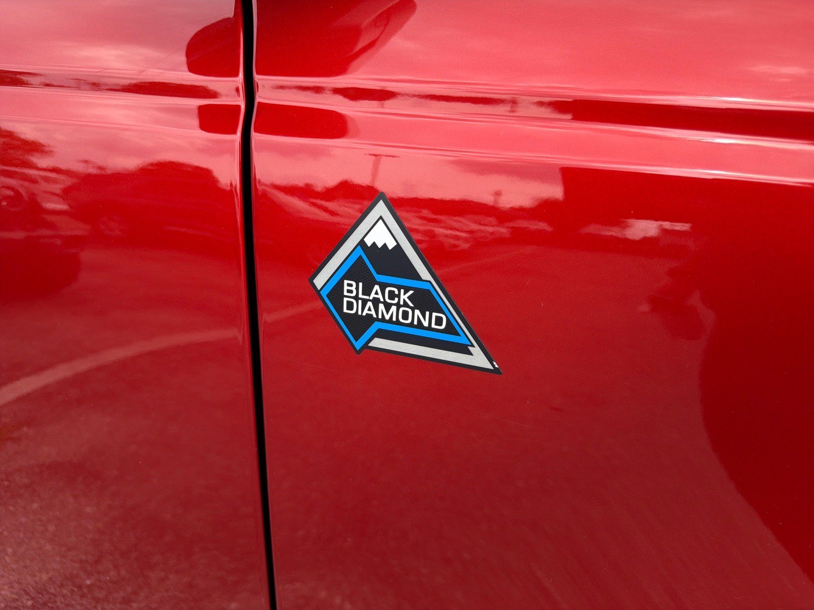 Certified 2024 Ford Bronco Black Diamond AWD/4WD image 5
