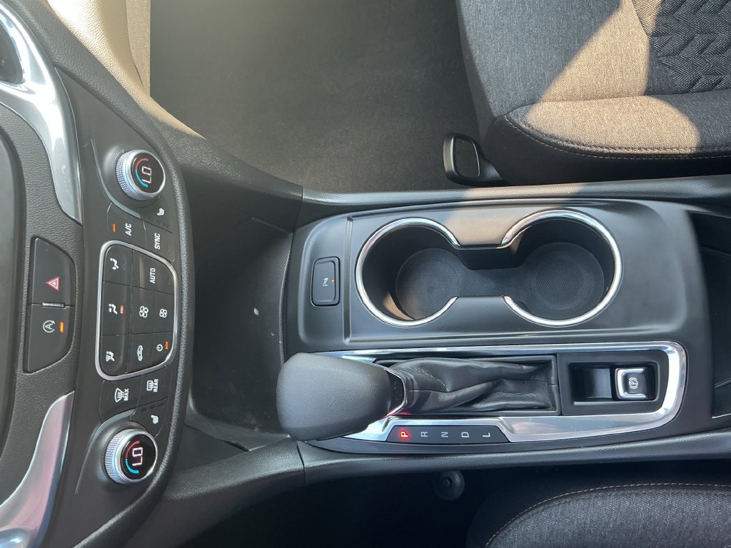 Used 2022 Chevrolet Equinox LT FWD image 29