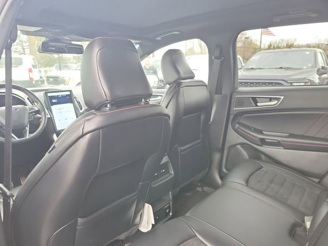 Certified 2023 Ford Edge ST-Line image 27