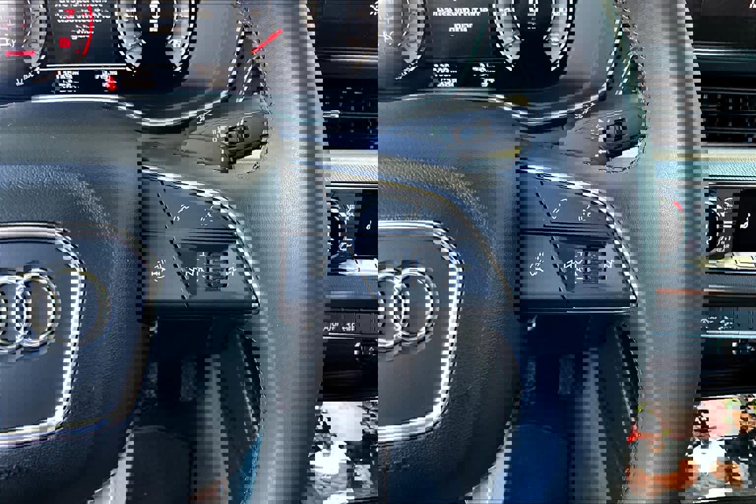 Used 2025 Audi A5 2.0T Premium Plus image 24