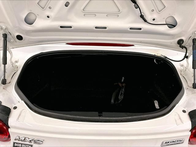 Used 2018 MAZDA MX-5 Miata Grand Touring RWD image 31