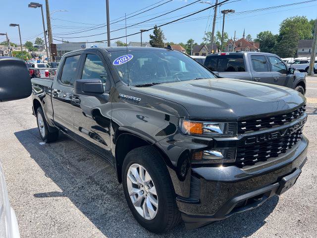 Used 2021 Chevrolet Silverado 1500 Custom AWD/4WD image 2