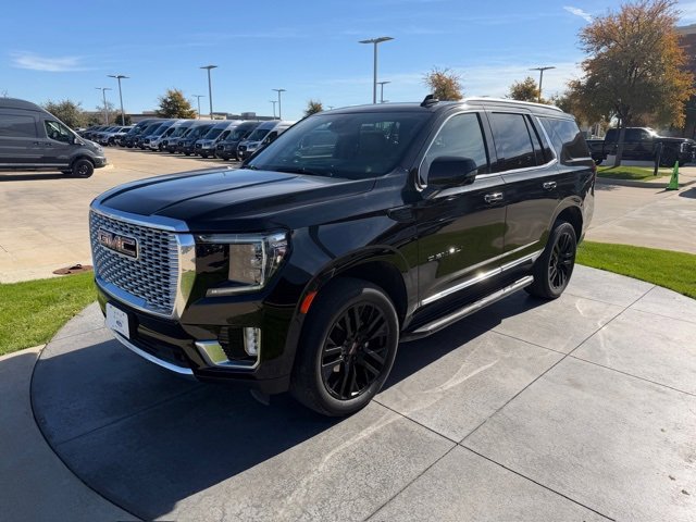 Used 2023 GMC Yukon Denali image 3