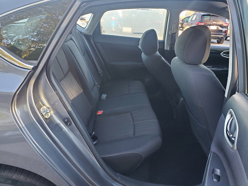 Used 2018 Nissan Sentra SV FWD image 17