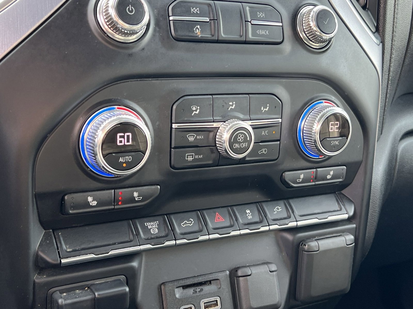 Used 2020 GMC Sierra 2500 SLT image 19