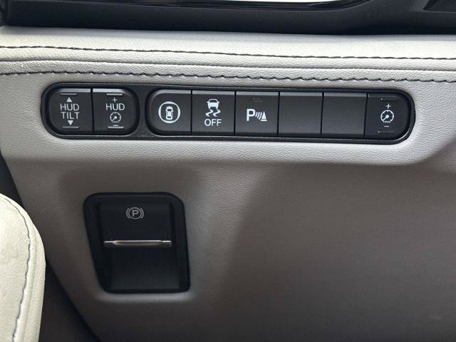 Used 2023 Acura MDX SH-AWD w/ Advance Package image 23