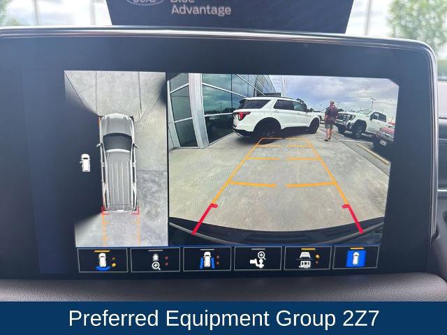 Used 2022 Chevrolet Tahoe Z71 w/ Luxury Package AWD/4WD image 26
