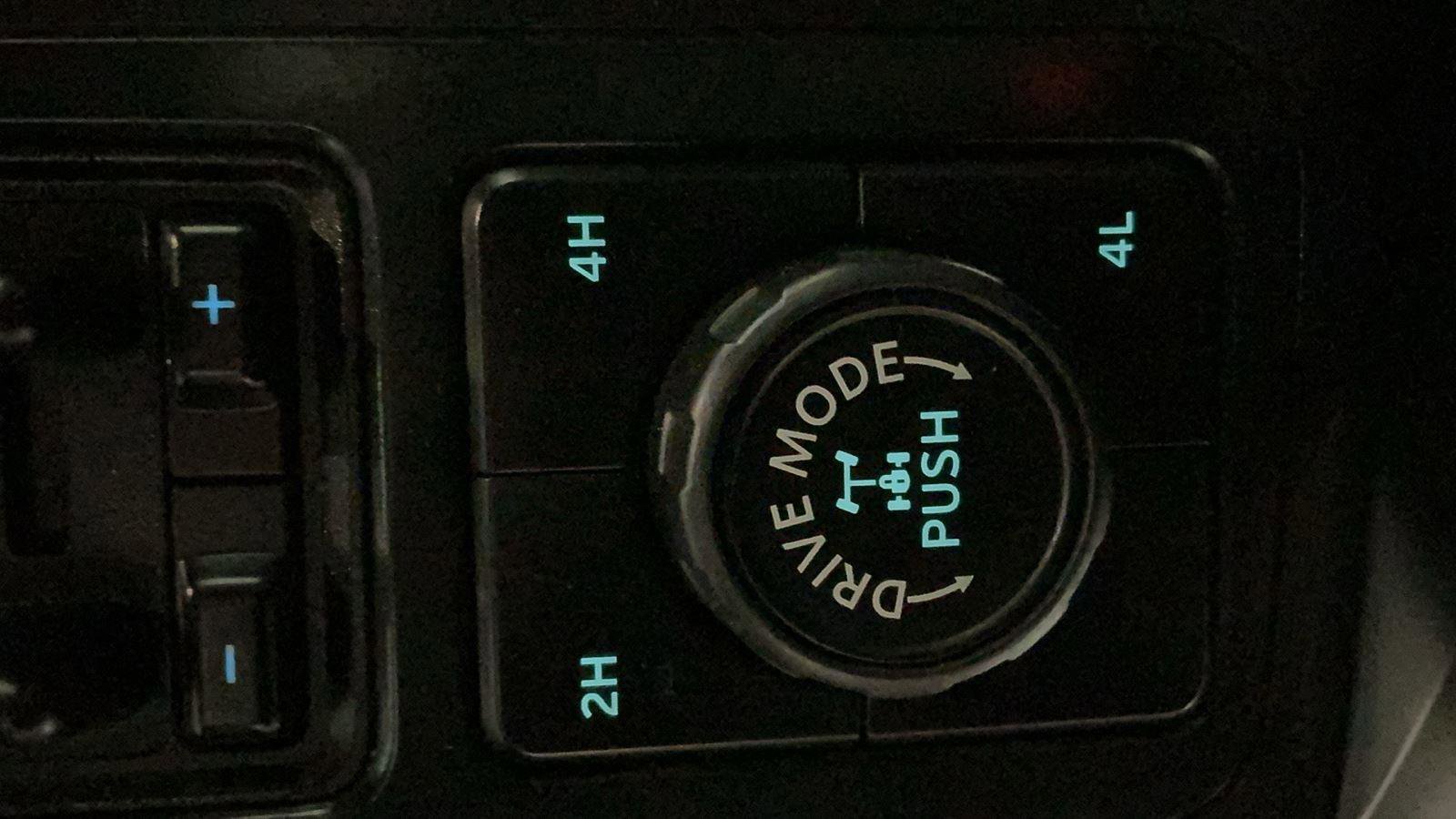 Certified 2022 Ford F150 XLT w/ Equipment Group 302A High image 14