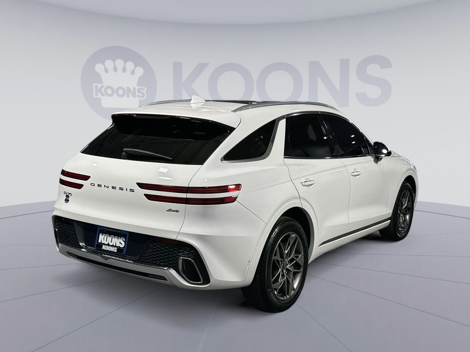 Used 2024 Genesis GV70 2.5T w/ Advanced Package image 5