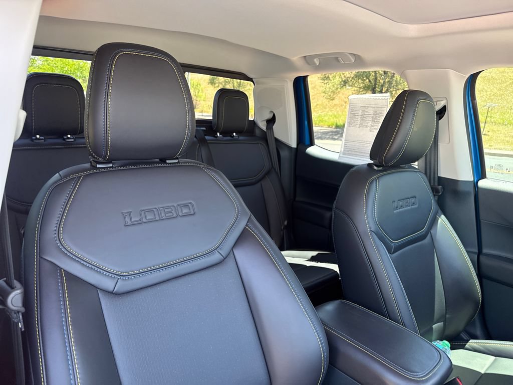 Certified 2025 Ford Maverick Lobo AWD/4WD image 31
