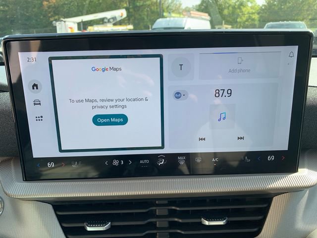 Certified 2025 Ford Explorer Active w/ Active Comfort Package image 27