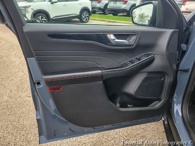 Certified 2023 Ford Escape ST-Line w/ Tech Pack #1 AWD/4WD image 19