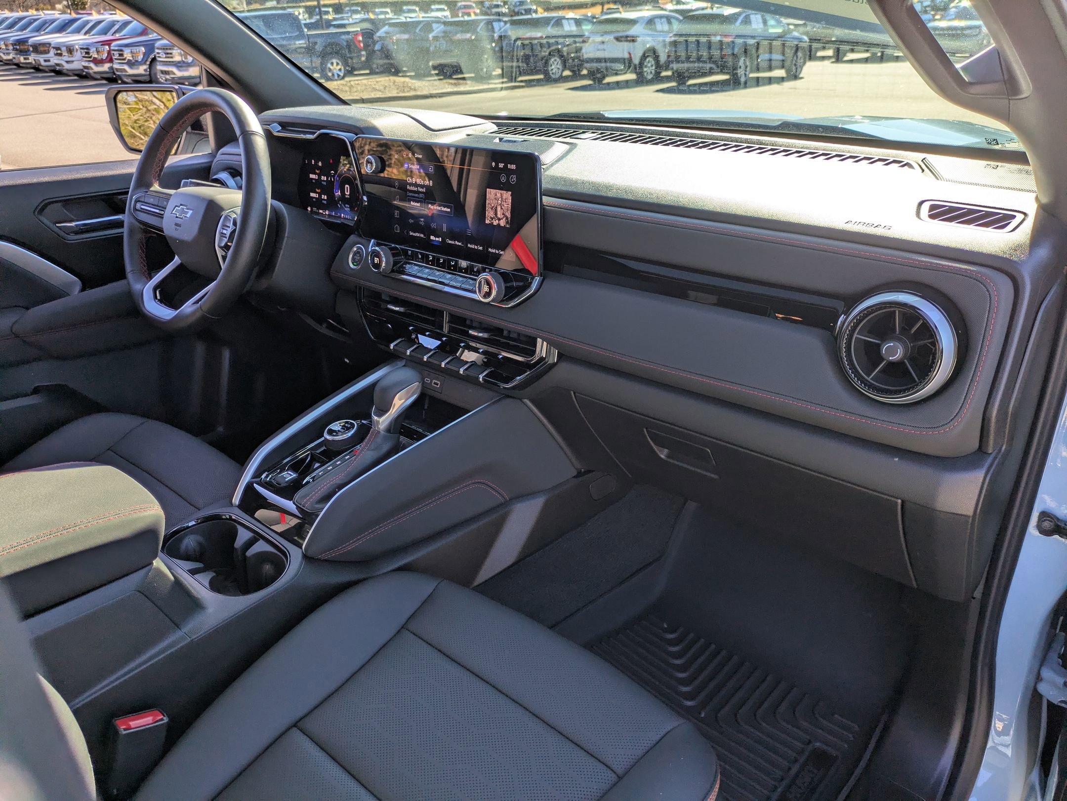 Used 2025 Chevrolet Colorado Z71 w/ Technology Package image 41