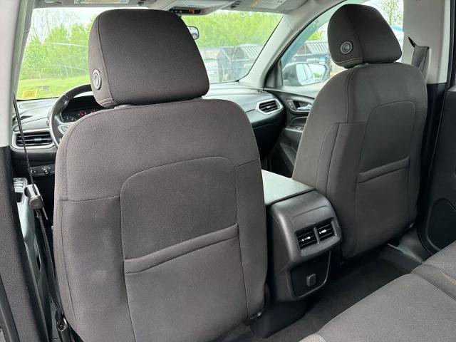 Used 2018 Chevrolet Equinox LT AWD/4WD image 19