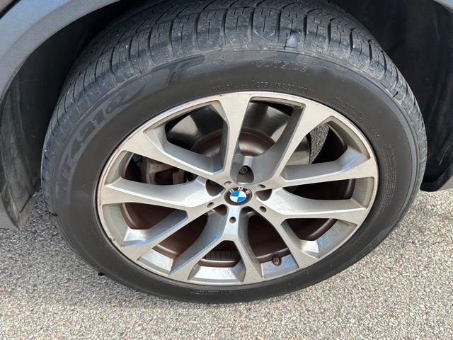 Used 2023 BMW X5 xDrive40i AWD/4WD image 8